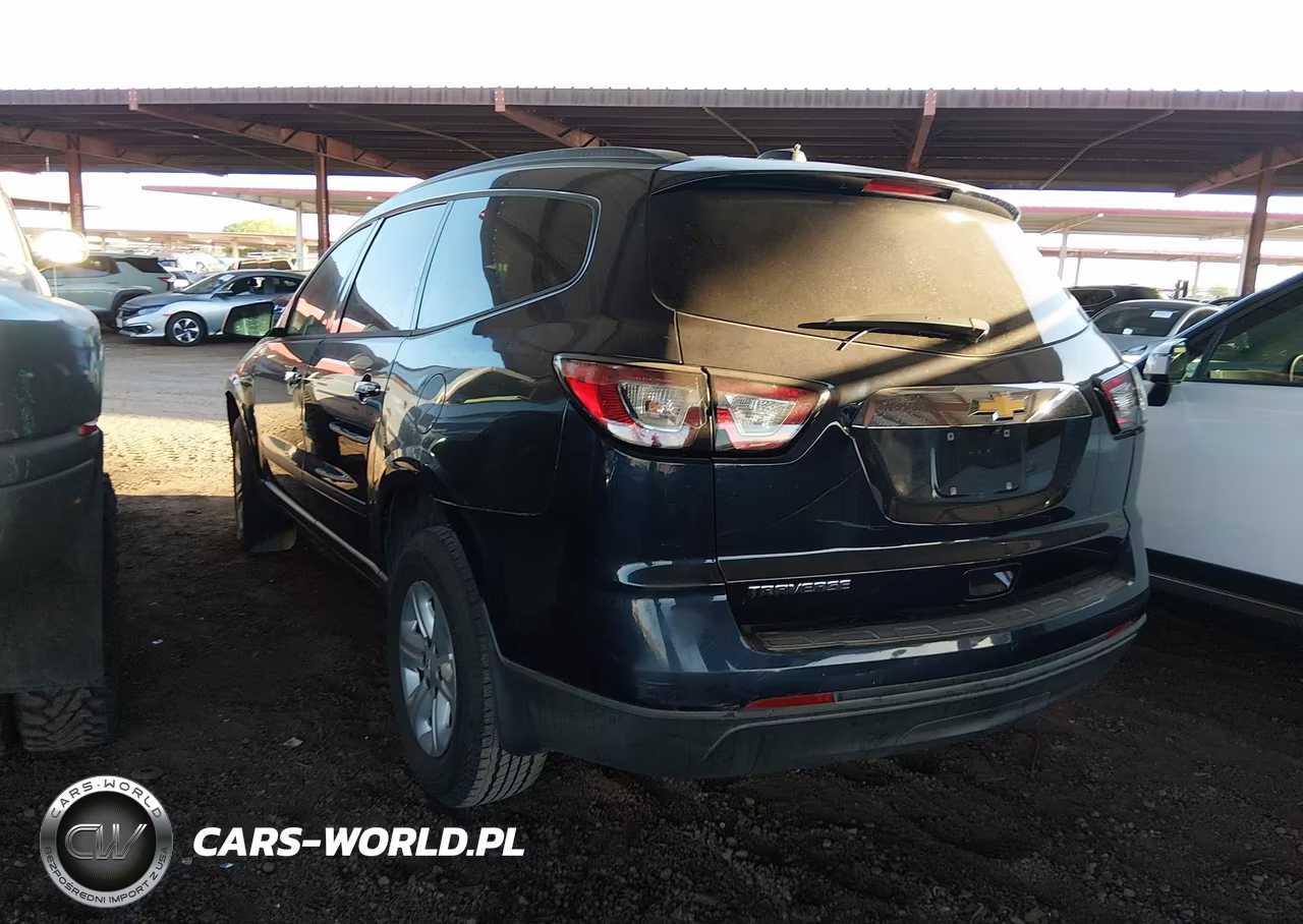 2017 Chevrolet Traverse Ls VIN:1GNKRFED8HJ156944 - 3