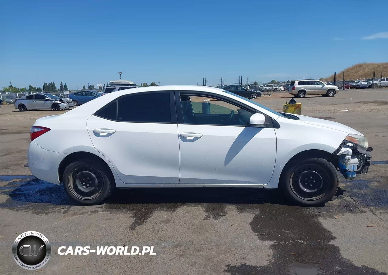 2016 Toyota Corolla Le VIN:5YFBURHE5GP467450 - 14