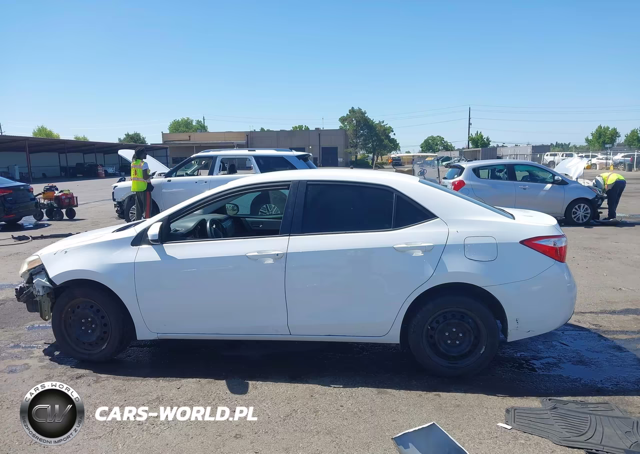 2016 Toyota Corolla Le VIN:5YFBURHE5GP467450 - 15