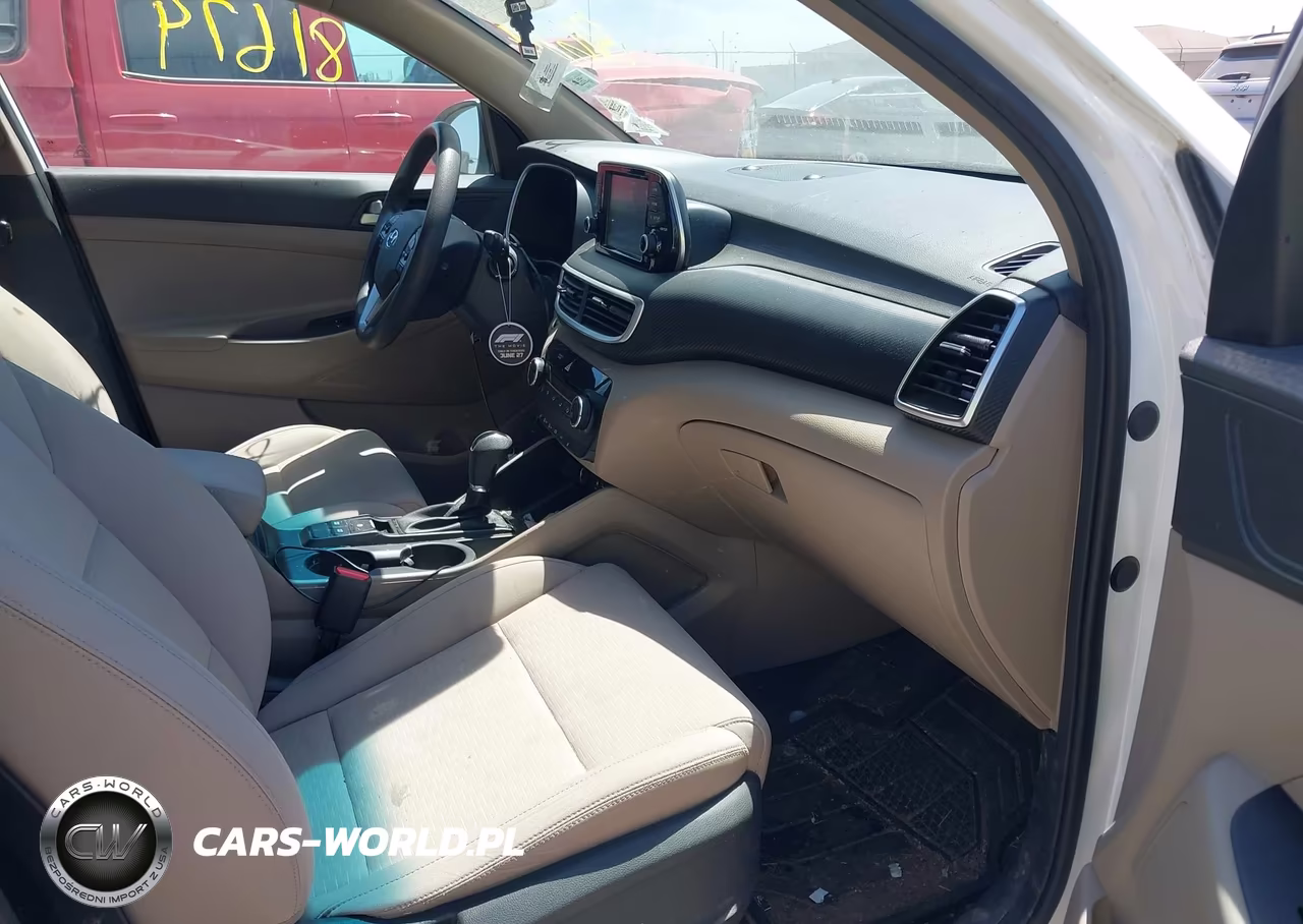 2021 Hyundai Tucson Value VIN:KM8J33A48MU301012 - 5