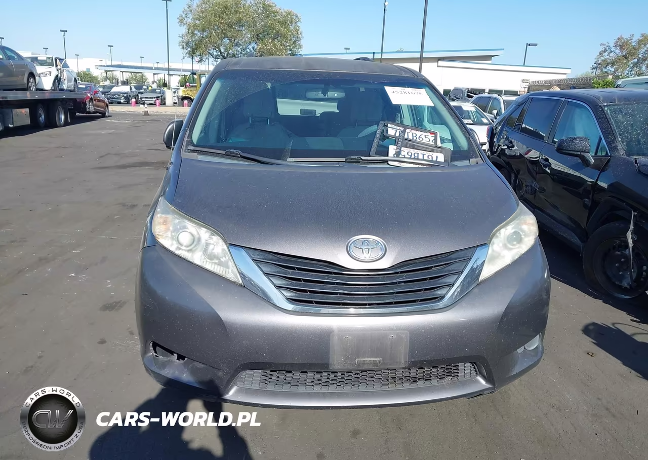 2013 Toyota Sienna Le V6 8 Passenger VIN:5TDKK3DC0DS385393 - 12