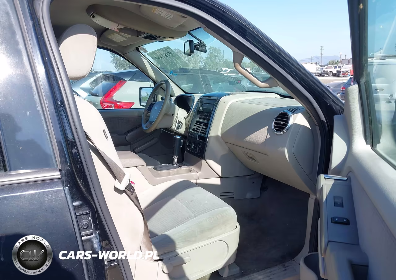 2007 Ford Explorer Xlt VIN:1FMEU63E97UA72981 - 5
