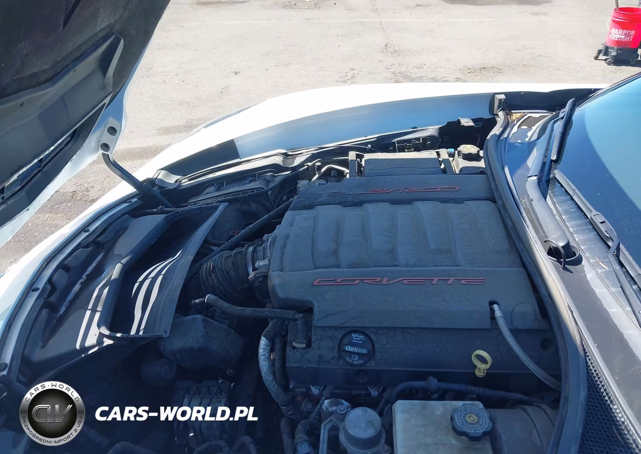 2015 Chevrolet Corvette Stingray VIN:1G1YB2D70F5101253 - 10