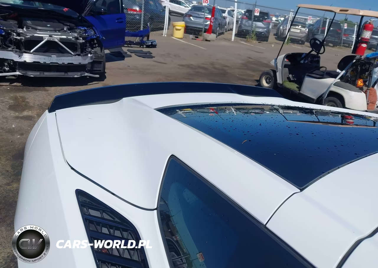 2015 Chevrolet Corvette Stingray VIN:1G1YB2D70F5101253 - 8