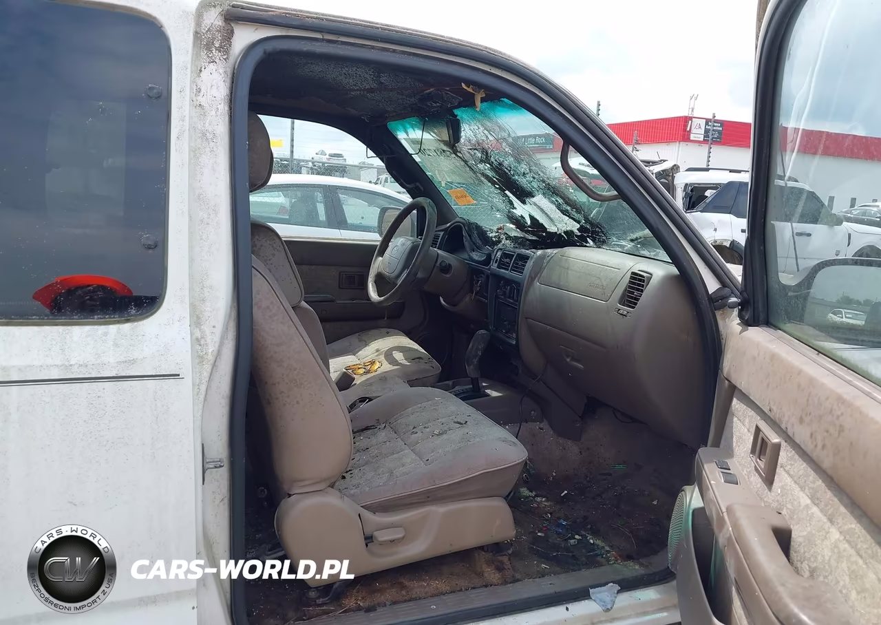2000 Toyota Tacoma Prerunner VIN:4TASM92NXYZ611764 - 5