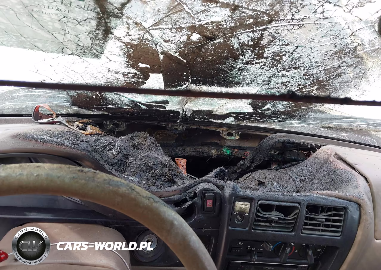 2000 Toyota Tacoma Prerunner VIN:4TASM92NXYZ611764 - 6