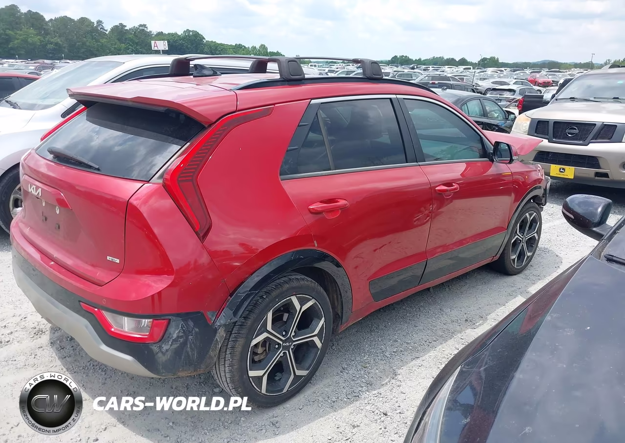 2023 Kia Niro Ex Touring VIN:KNDCR3LE1P5061365 - 4
