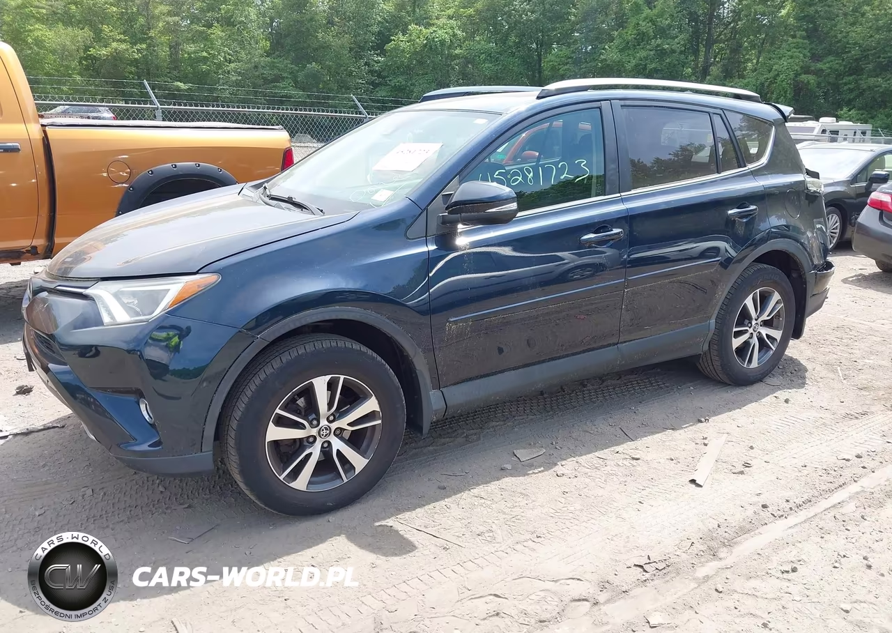 2017 Toyota Rav4 Xle VIN:JTMRFREV7HJ168156 - 2