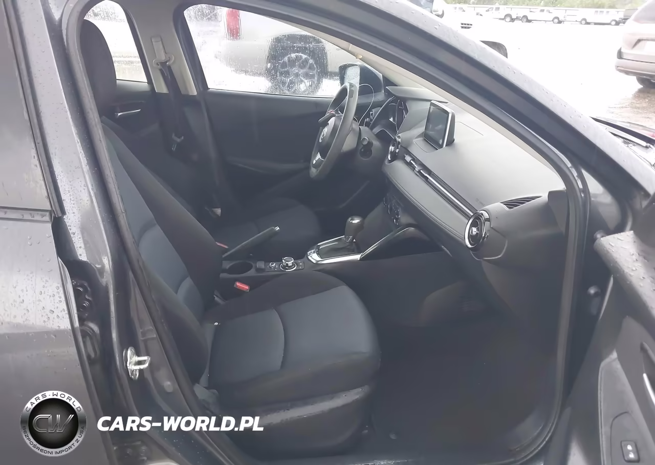 2017 Toyota Yaris Ia VIN:3MYDLBYVXHY165397 - 5