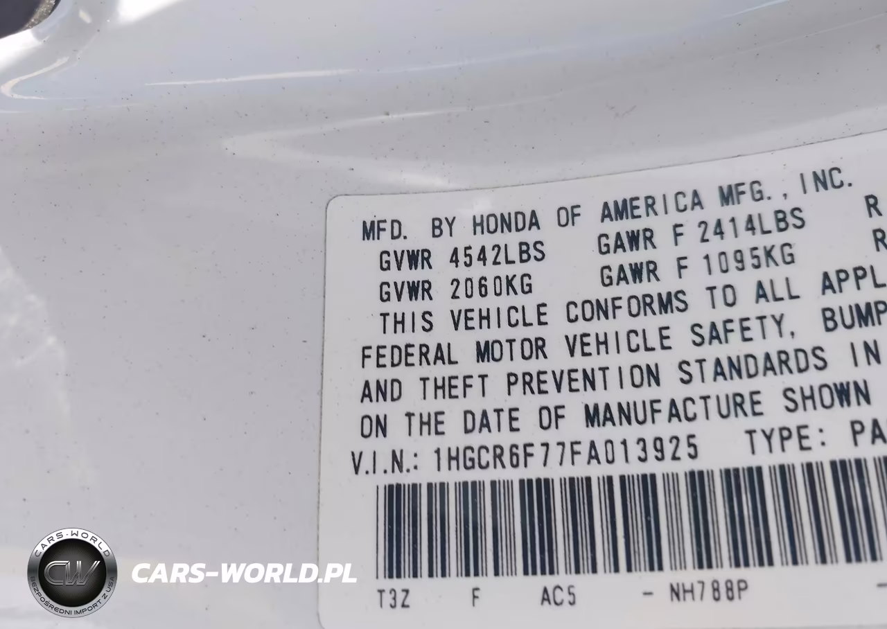 2015 Honda Accord Hybrid Touring VIN:1HGCR6F77FA013925 - 9