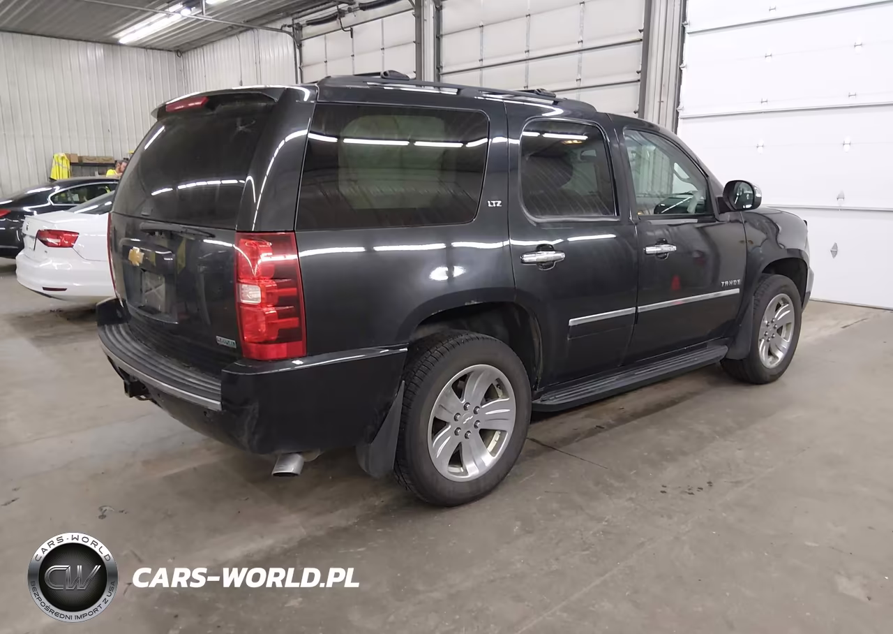 2012 Chevrolet Tahoe Ltz VIN:1GNSKCE08CR141175 - 4