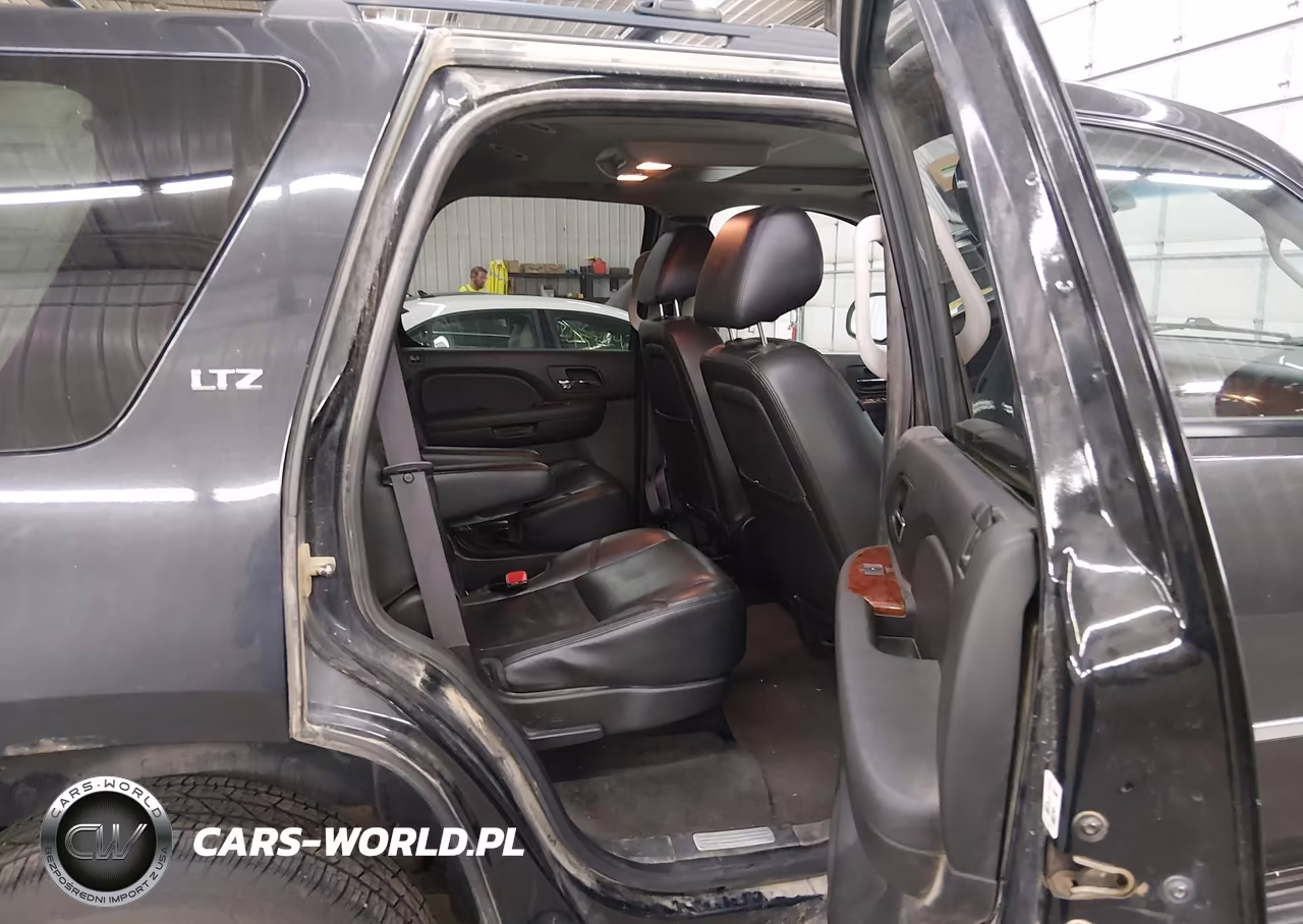 2012 Chevrolet Tahoe Ltz VIN:1GNSKCE08CR141175 - 8
