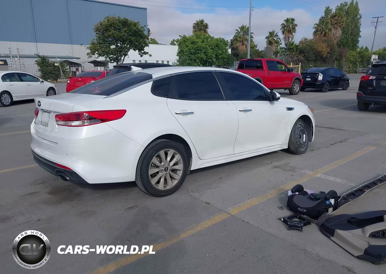 2018 Kia Optima Lx VIN:5XXGT4L37JG268840 - 4