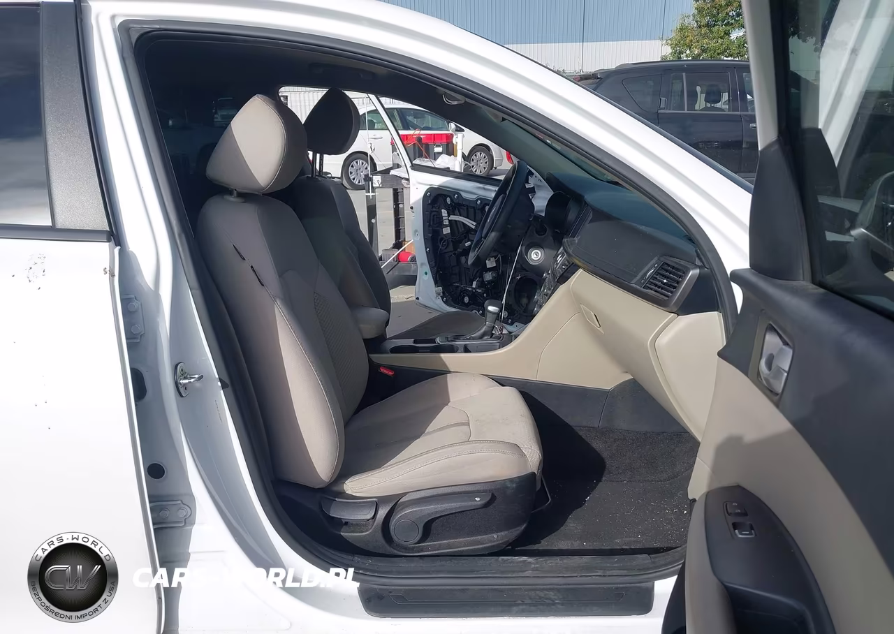 2018 Kia Optima Lx VIN:5XXGT4L37JG268840 - 5