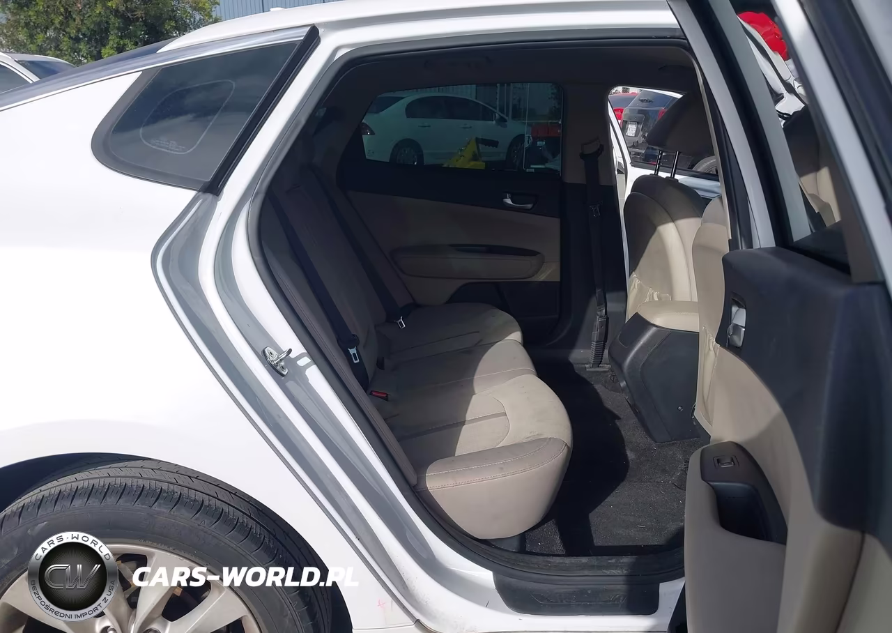 2018 Kia Optima Lx VIN:5XXGT4L37JG268840 - 8