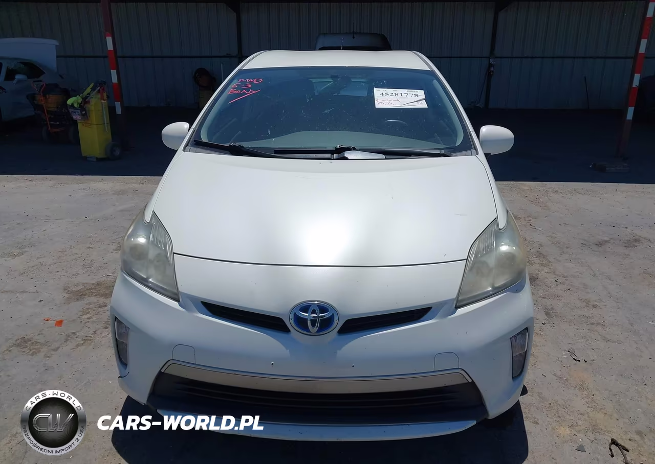 2013 Toyota Prius Plug-In VIN:JTDKN3DP2D3044301 - 13