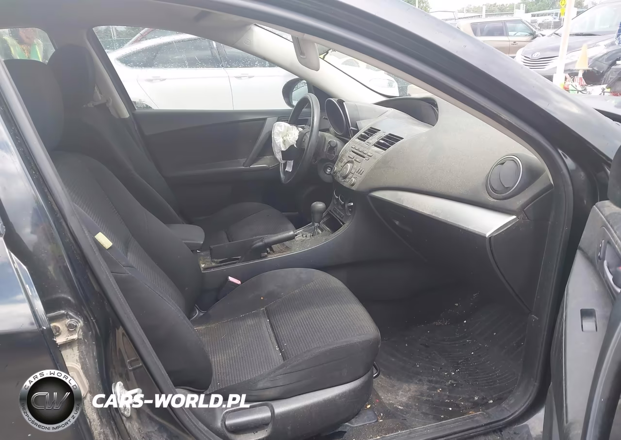 2013 Mazda Mazda3 I Sport VIN:JM1BL1U78D1746175 - 5