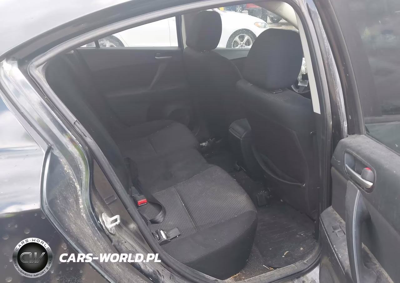 2013 Mazda Mazda3 I Sport VIN:JM1BL1U78D1746175 - 8