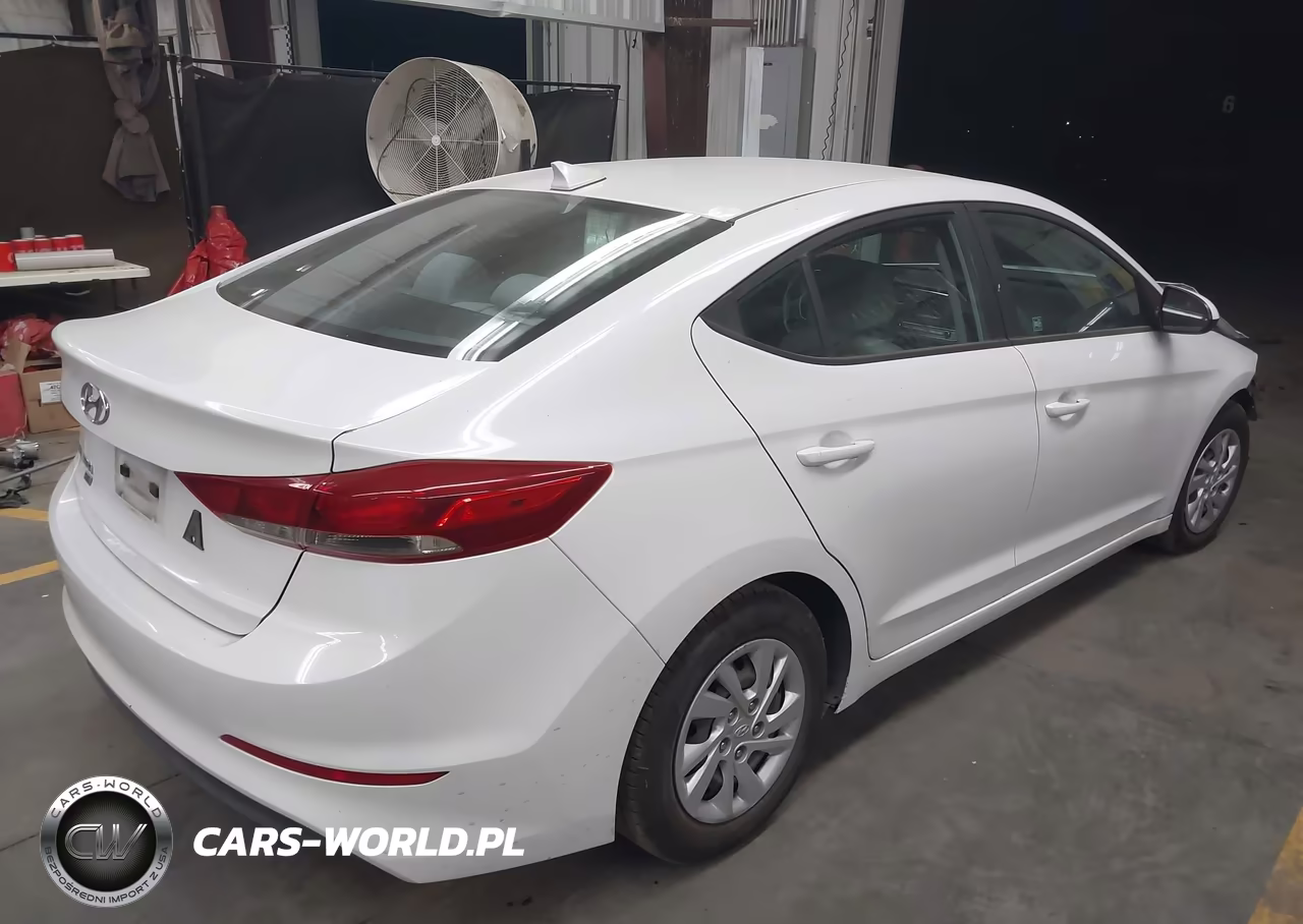 2017 Hyundai Elantra Se VIN:5NPD74LFXHH092141 - 4
