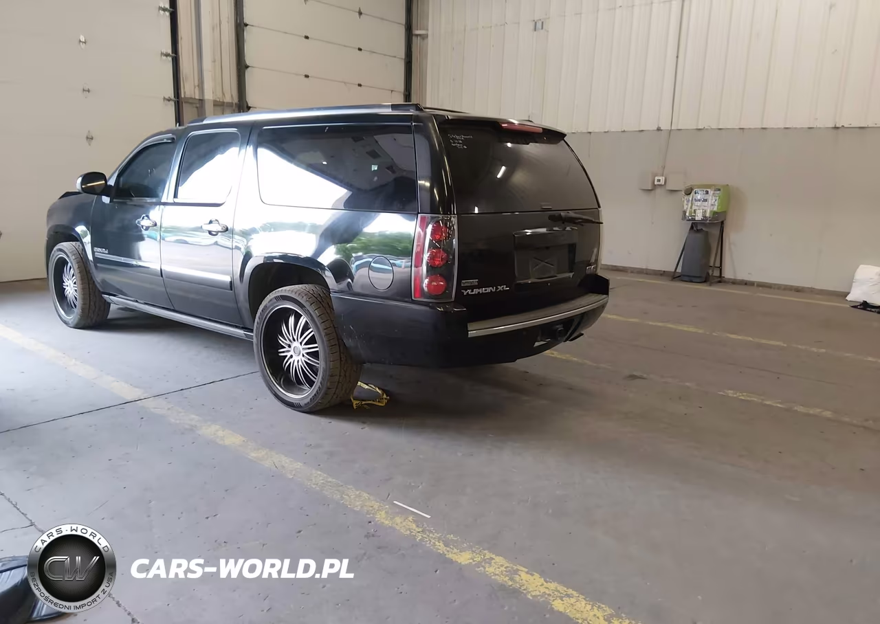 2010 GMC Yukon Xl 1500 Denali VIN:1GKUKMEF2AR275063 - 3