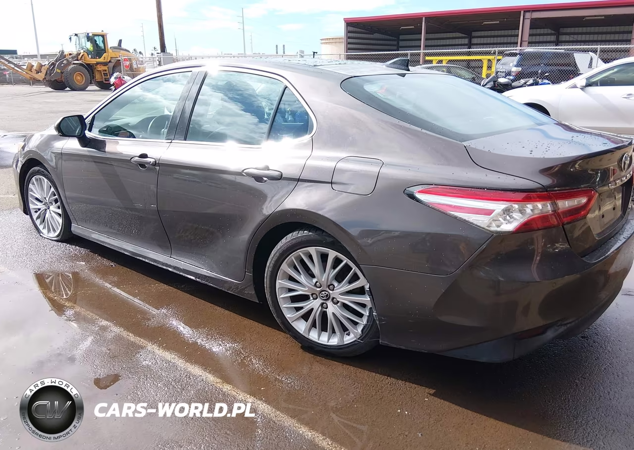 2018 Toyota Camry Xle VIN:4T1B11HK4JU136171 - 21