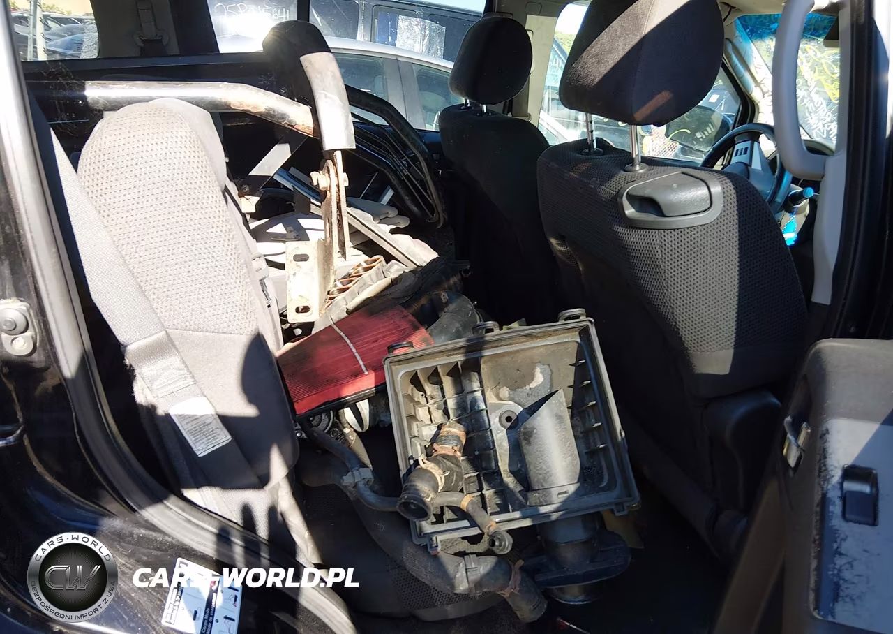 2006 Nissan Pathfinder Se VIN:5N1AR18W86C636953 - 8