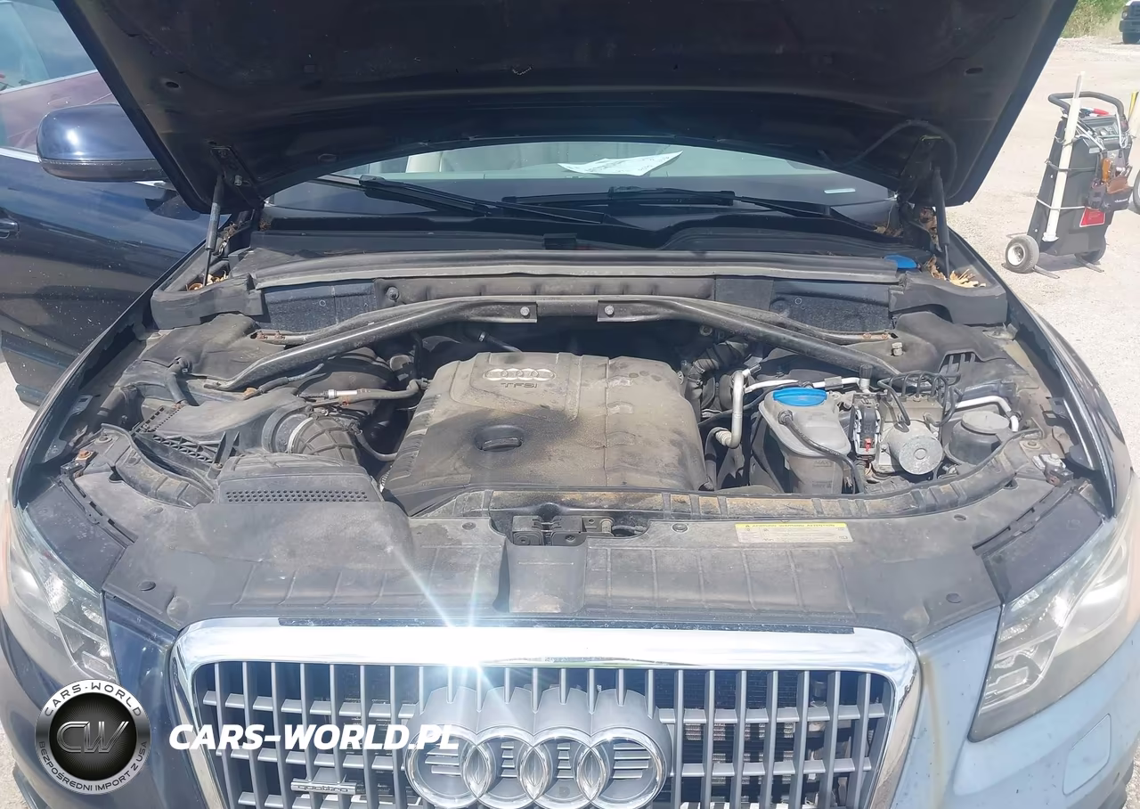 2011 Audi Q5 2.0T Premium VIN:WA1LFAFP7BA108368 - 10