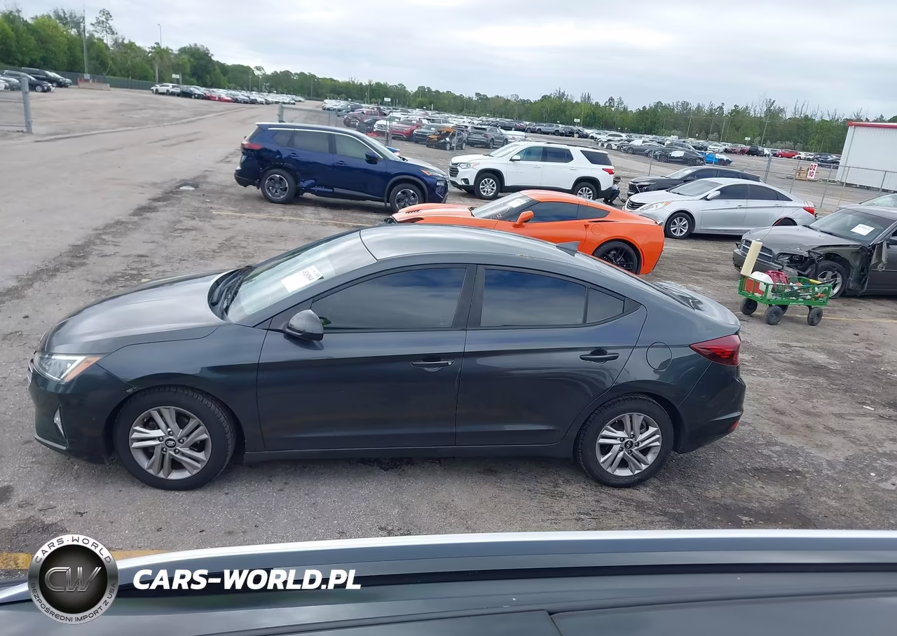 2020 Hyundai Elantra Sel VIN:5NPD84LF9LH552203 - 14
