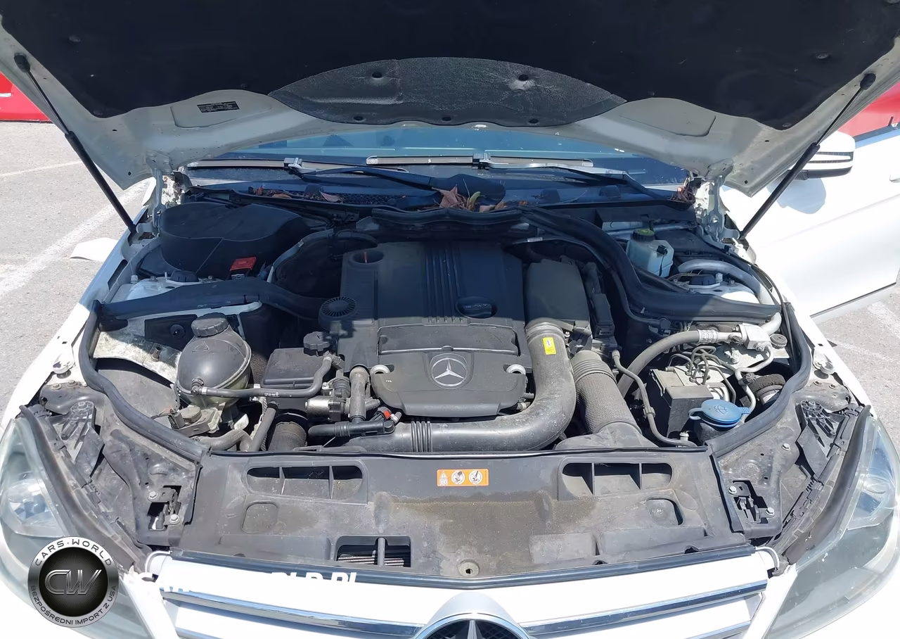 2012 Mercedes-Benz C 250 Sport VIN:WDDGF4HB1CR200806 - 10