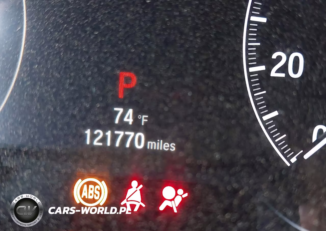 2018 Honda Accord Sport VIN:1HGCV1F31JA200744 - 15
