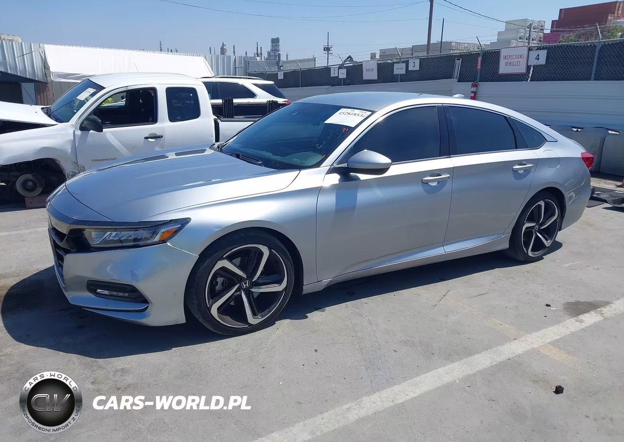 2018 Honda Accord Sport VIN:1HGCV1F31JA200744 - 2