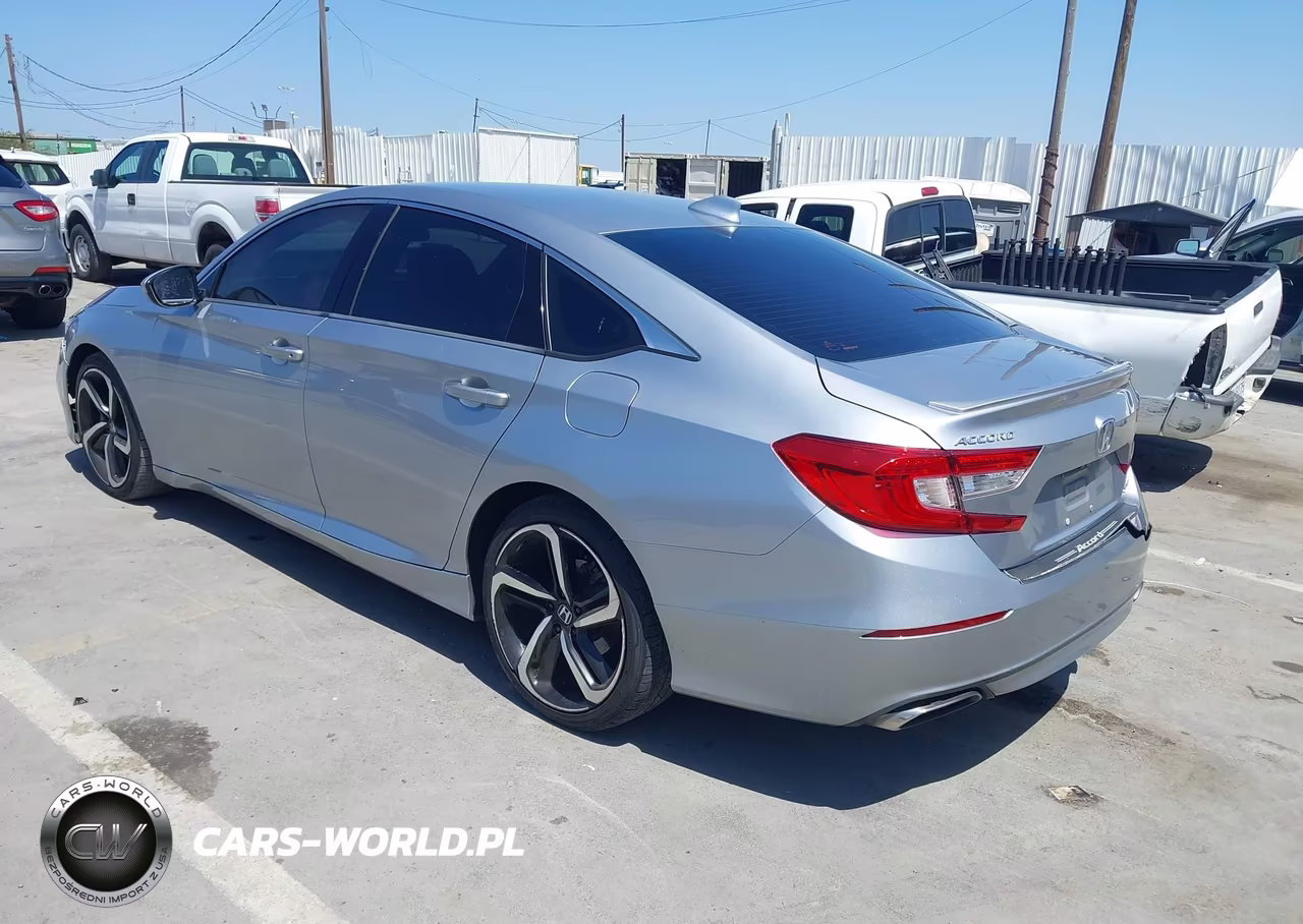 2018 Honda Accord Sport VIN:1HGCV1F31JA200744 - 3