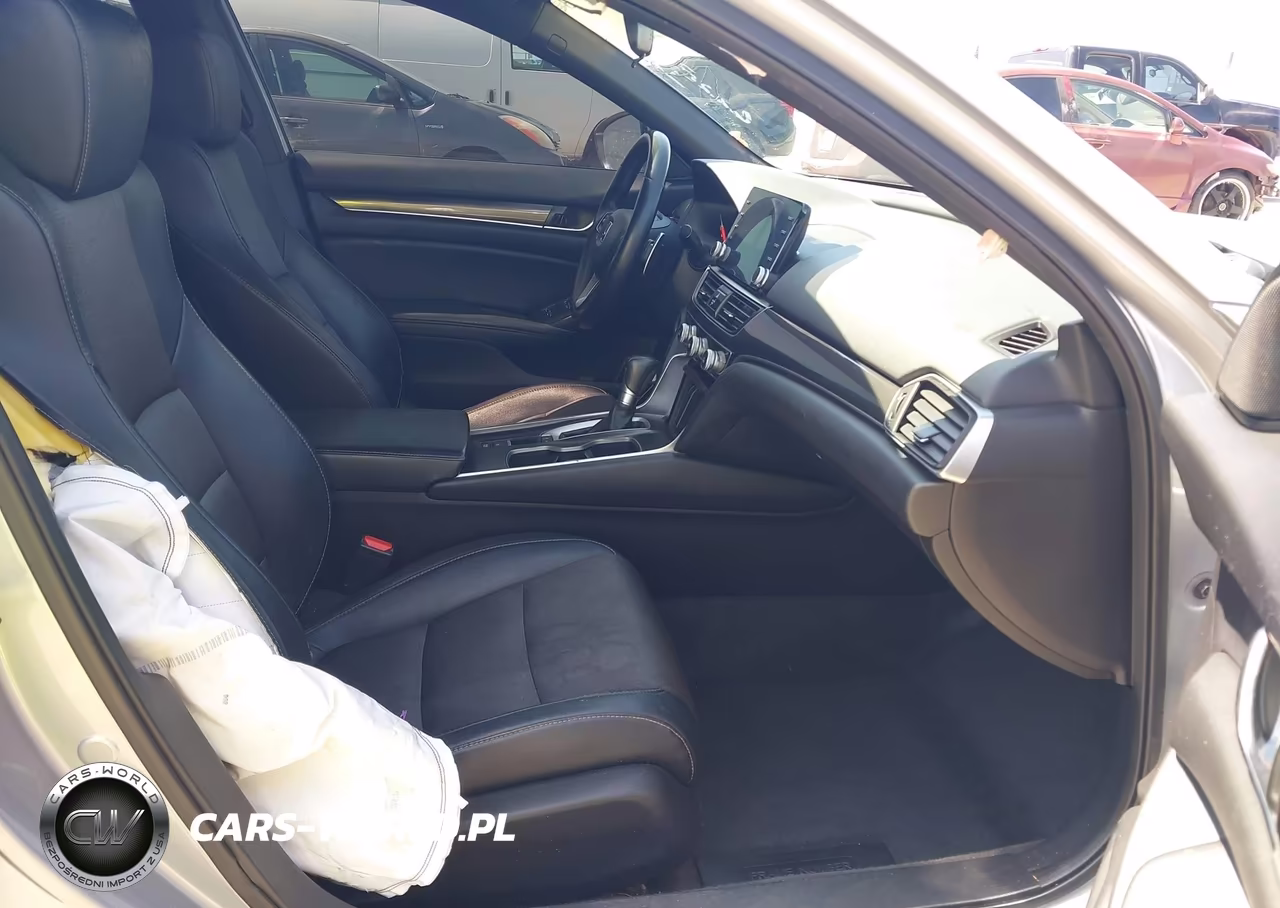 2018 Honda Accord Sport VIN:1HGCV1F31JA200744 - 5