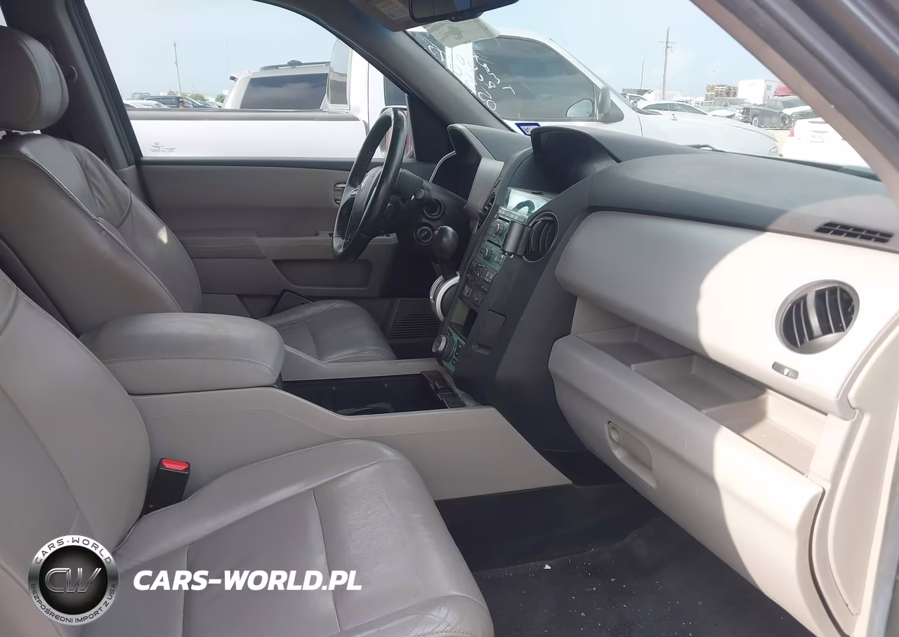 2011 Honda Pilot Touring VIN:5FNYF3H94BB055075 - 5