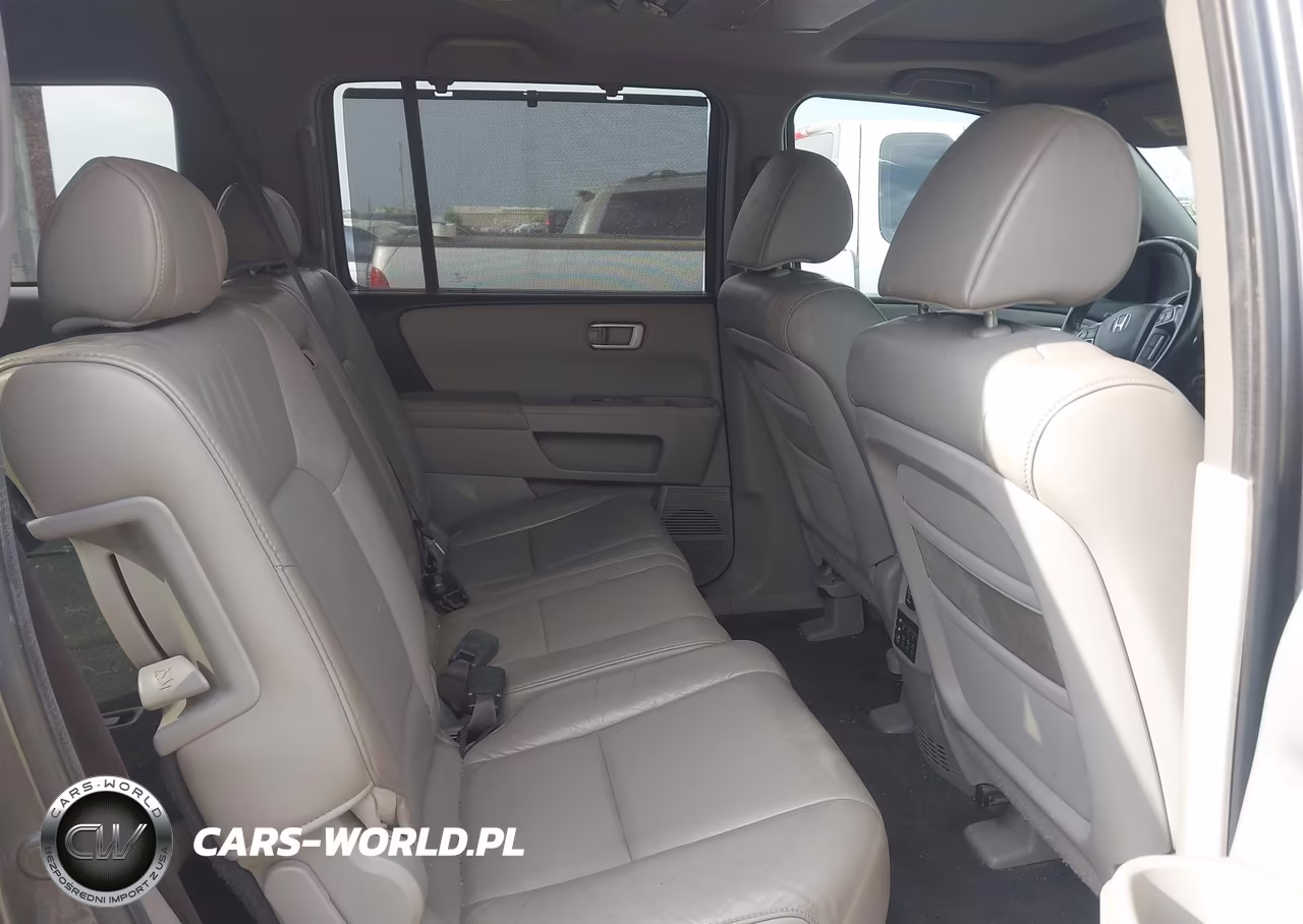 2011 Honda Pilot Touring VIN:5FNYF3H94BB055075 - 8
