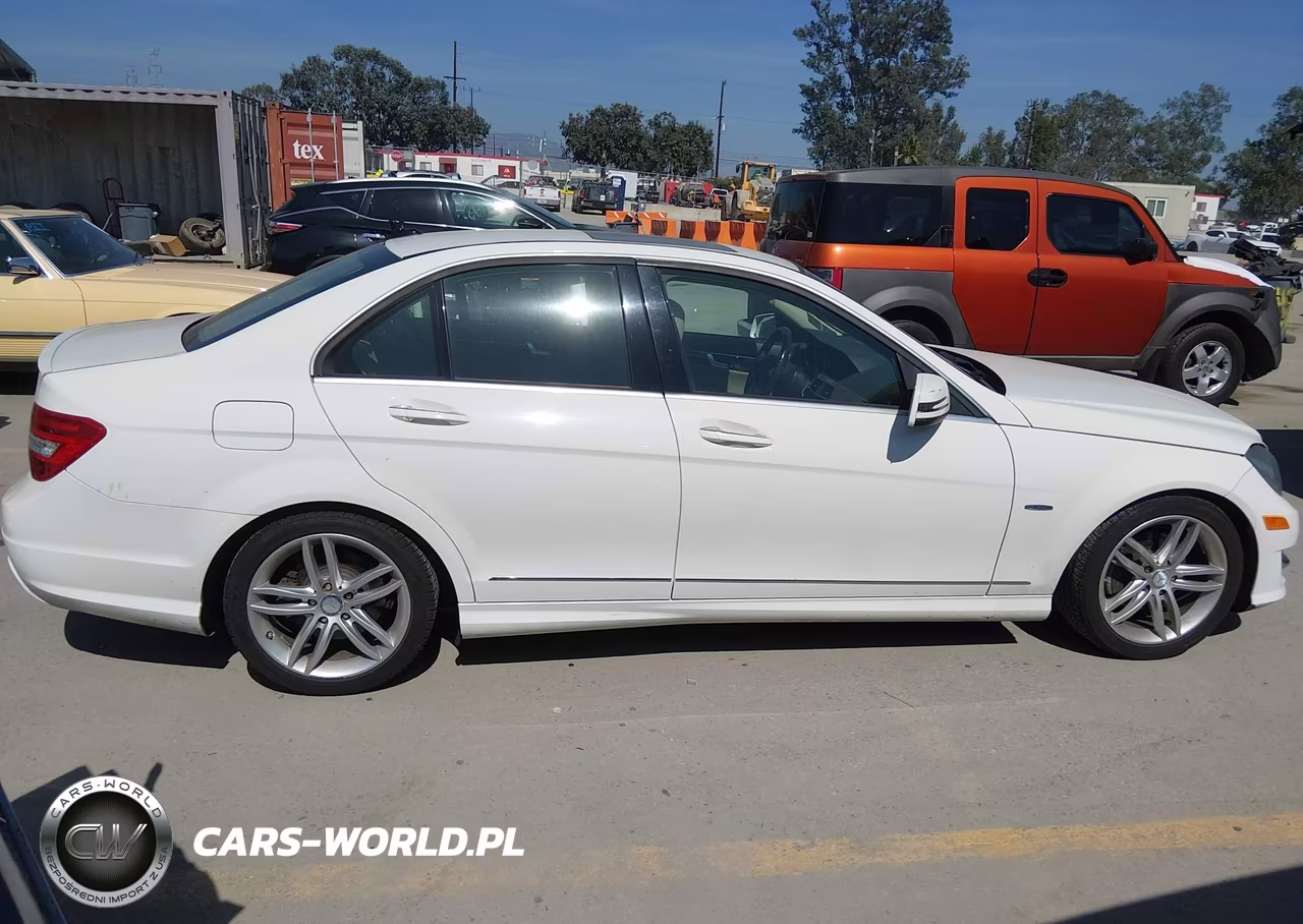 2012 Mercedes-Benz C 250 Luxury-Sport VIN:WDDGF4HB8CR236265 - 13