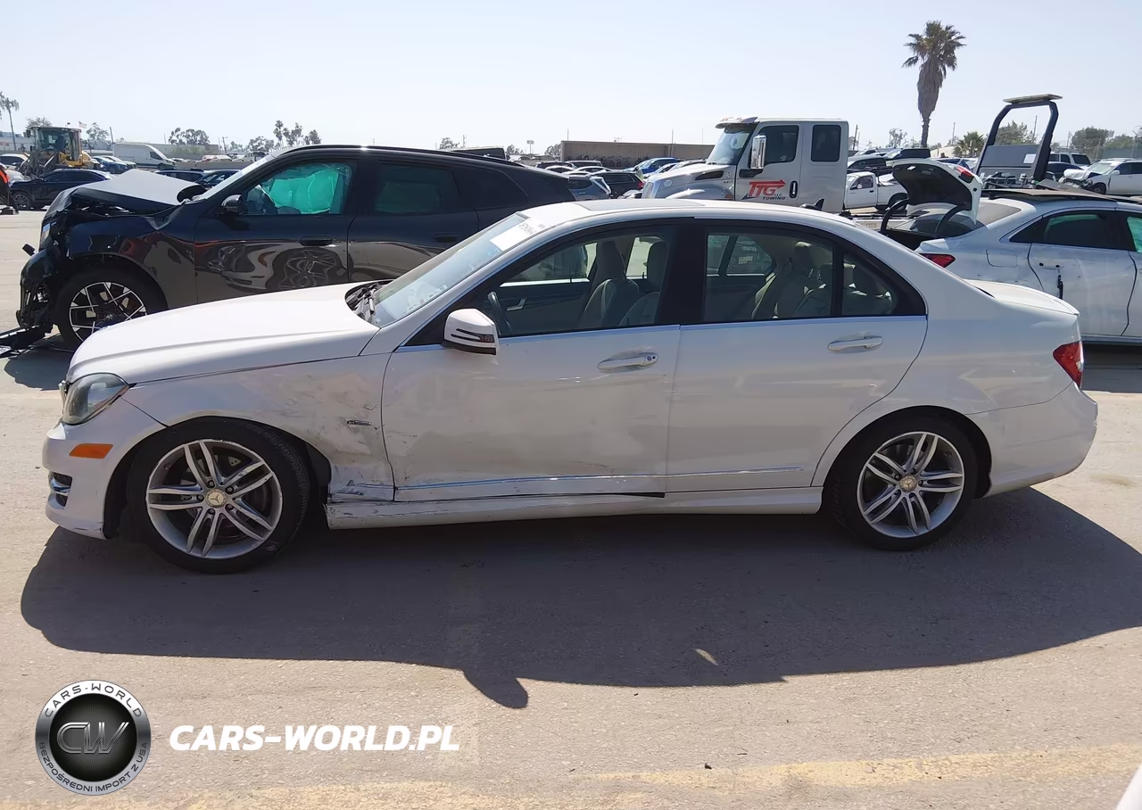 2012 Mercedes-Benz C 250 Luxury-Sport VIN:WDDGF4HB8CR236265 - 14