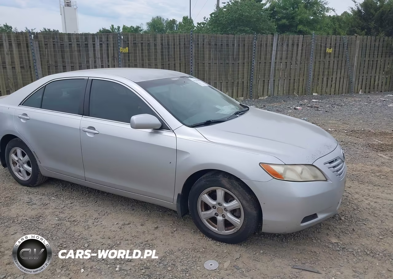 2007 Toyota Camry Le – zdjęcie 1 z 11