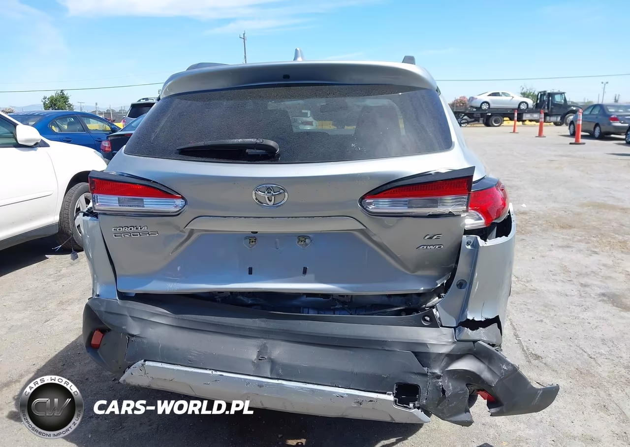 2022 Toyota Corolla Cross Le VIN:7MUBAABG8NV030234 - 16