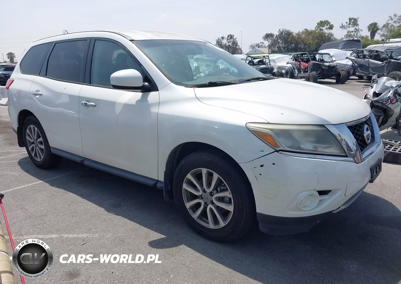2015 Nissan Pathfinder S