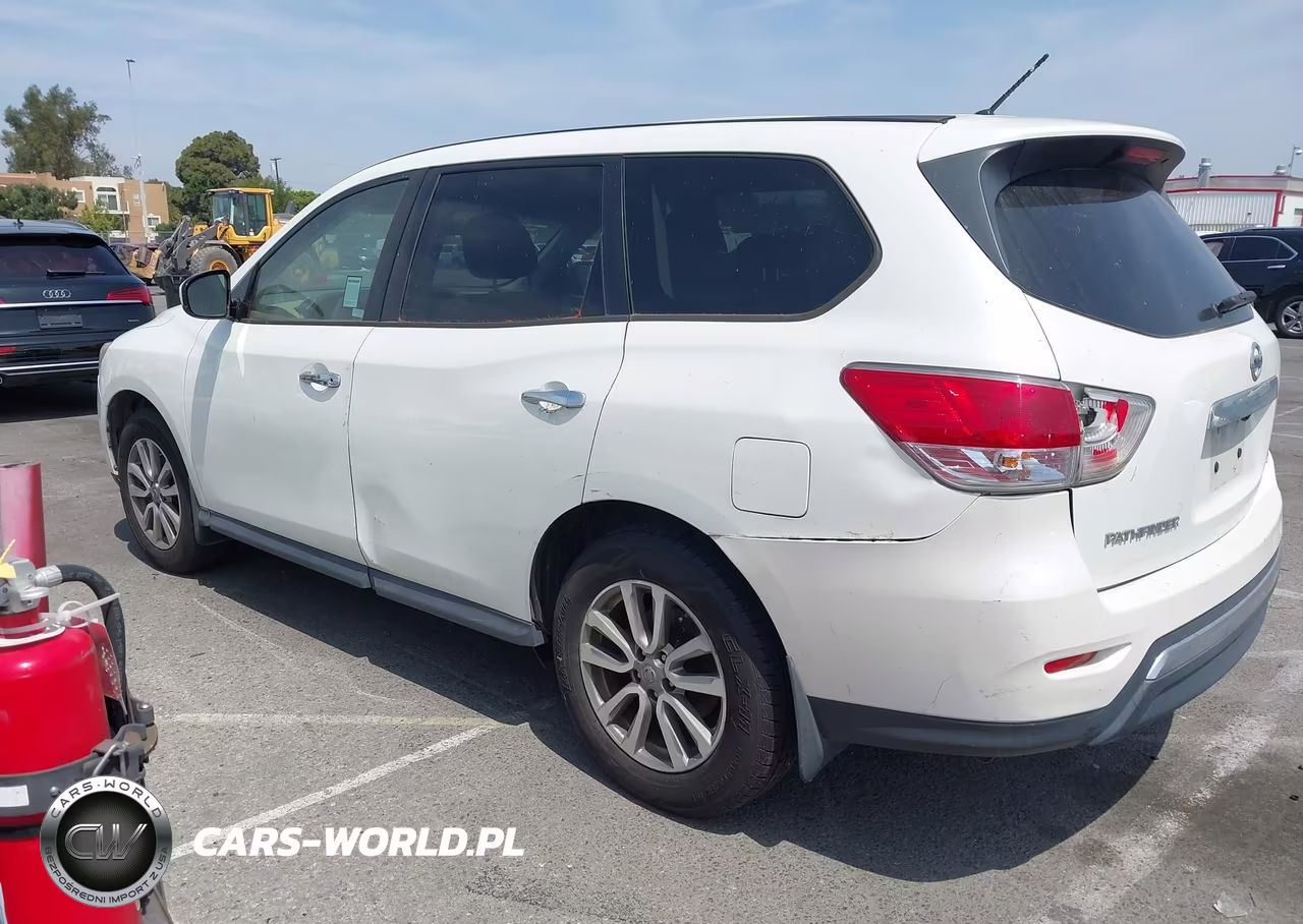 2015 Nissan Pathfinder S VIN:5N1AR2MM0FC626721 - 3