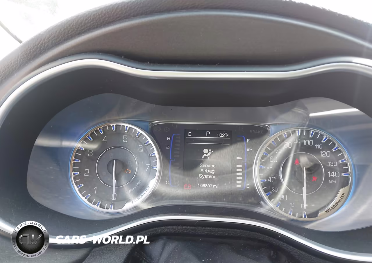 2015 Chrysler 200 Limited VIN:1C3CCCAB8FN710351 - 7