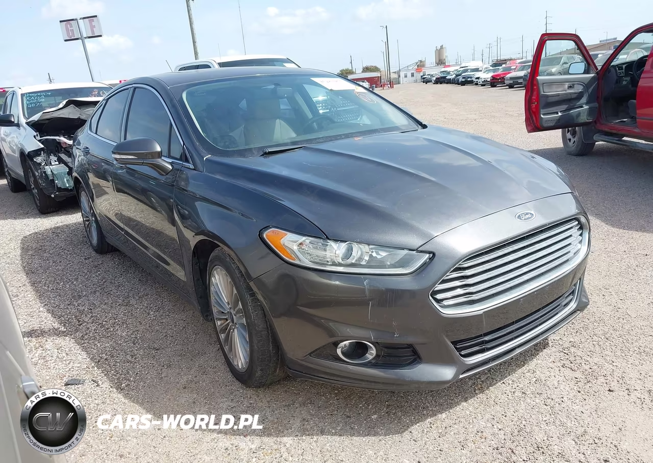 2016 Ford Fusion Titanium – zdjęcie 1 z 16