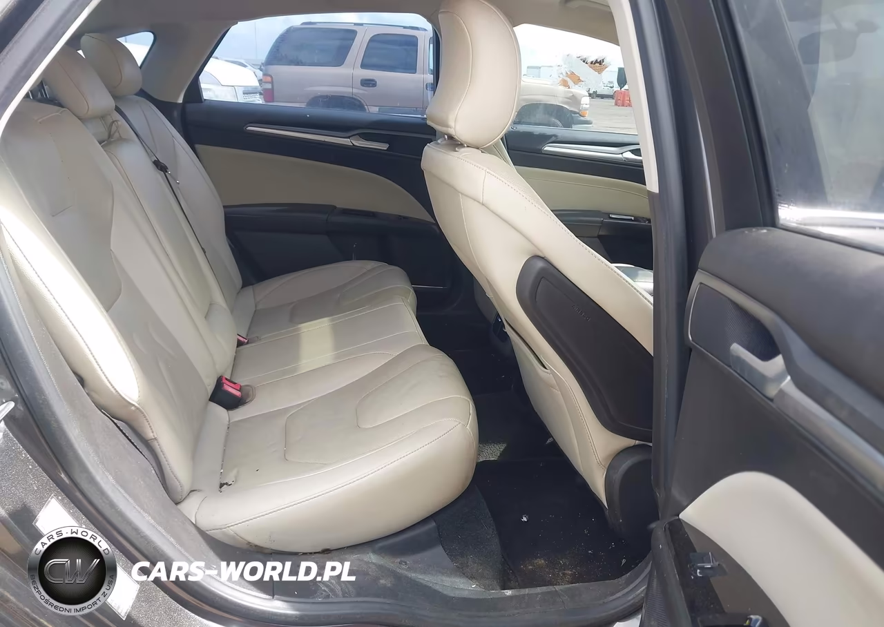 2016 Ford Fusion Titanium VIN:3FA6P0K98GR390010 - 8