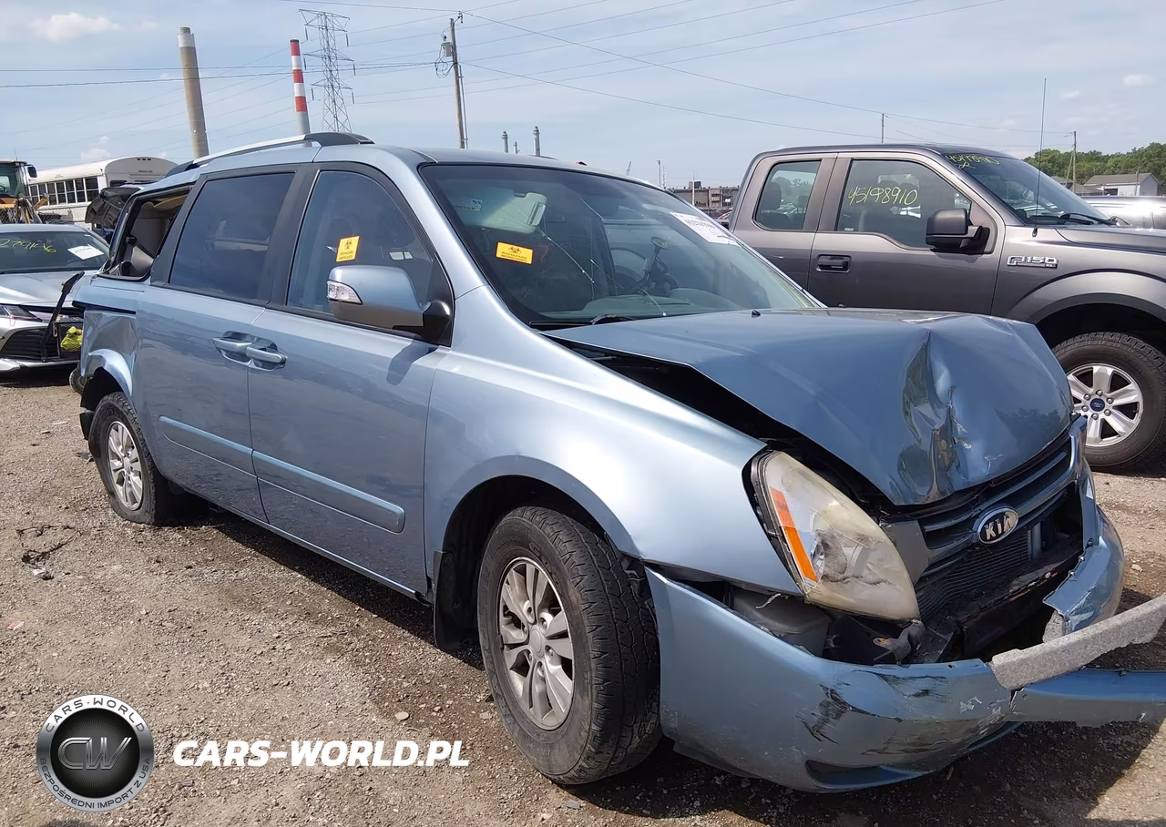 2012 Kia Sedona Lx