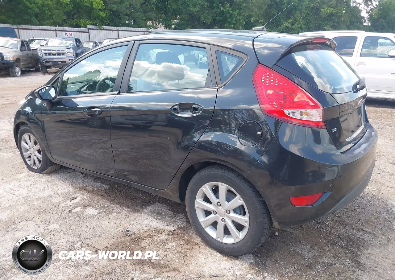 2011 Ford Fiesta Se VIN:3FADP4EJ0BM174517 - 3