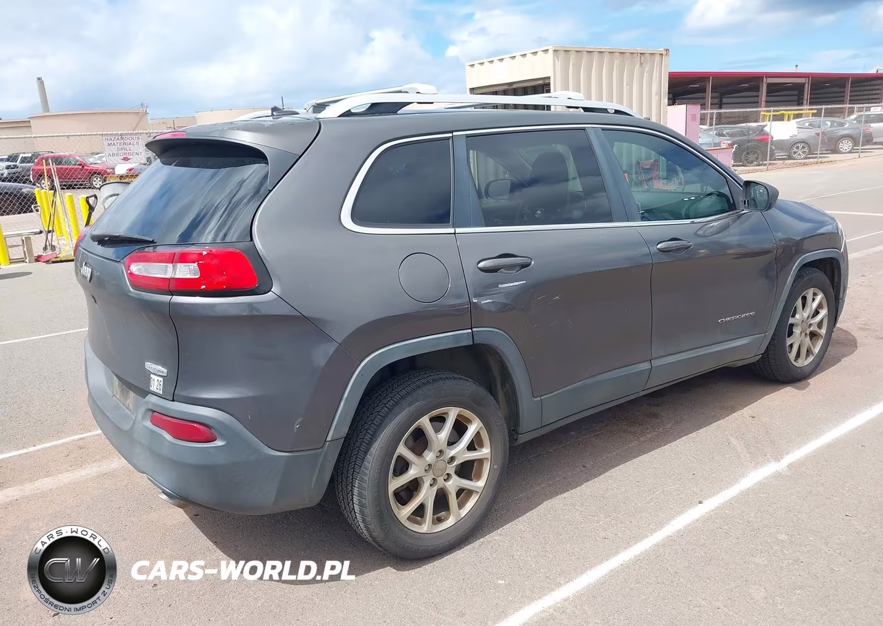 2014 Jeep Cherokee Latitude VIN:1C4PJLCS3EW299871 - 4