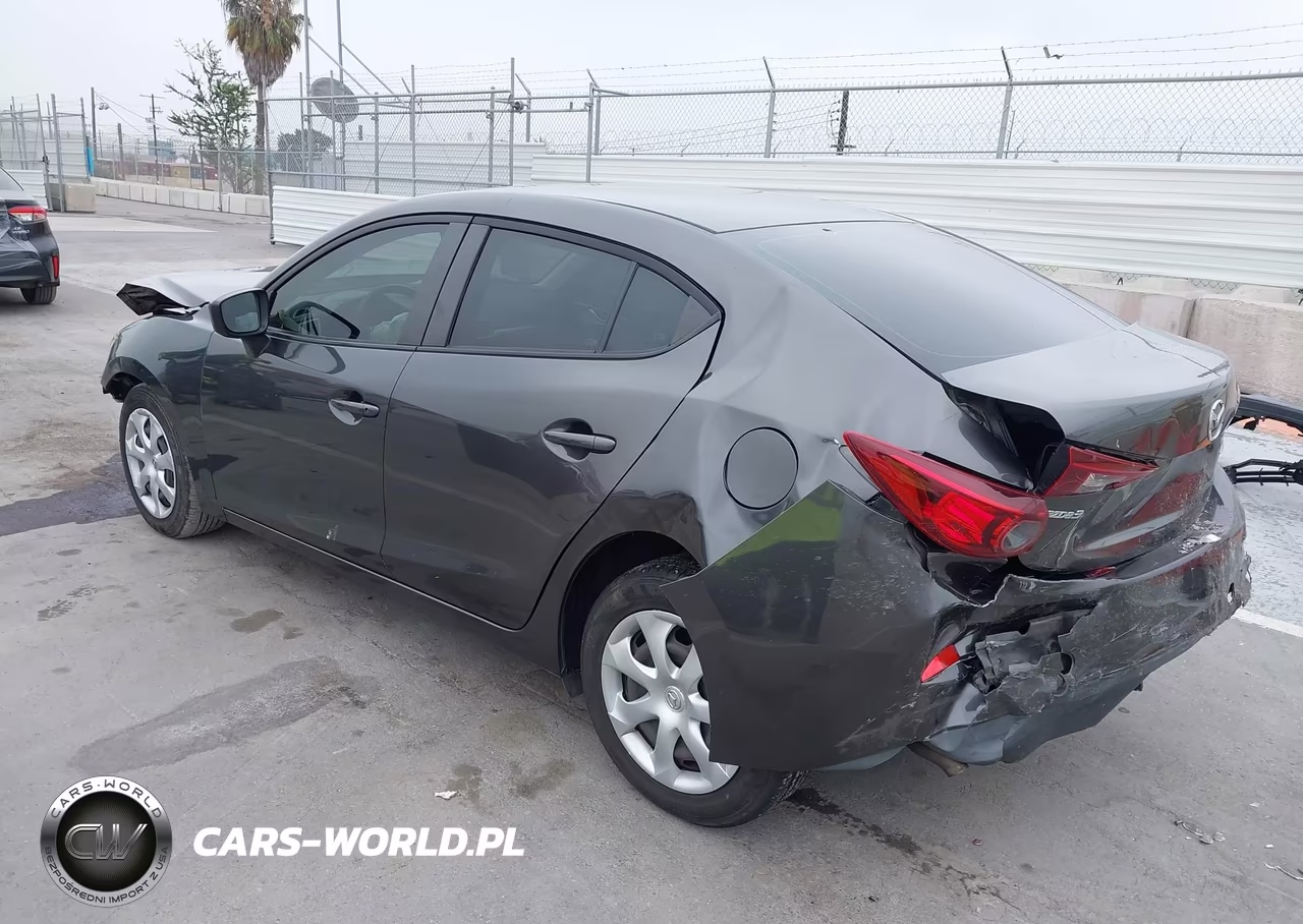 2017 Mazda Mazda3 Sport VIN:3MZBN1U77HM105311 - 3