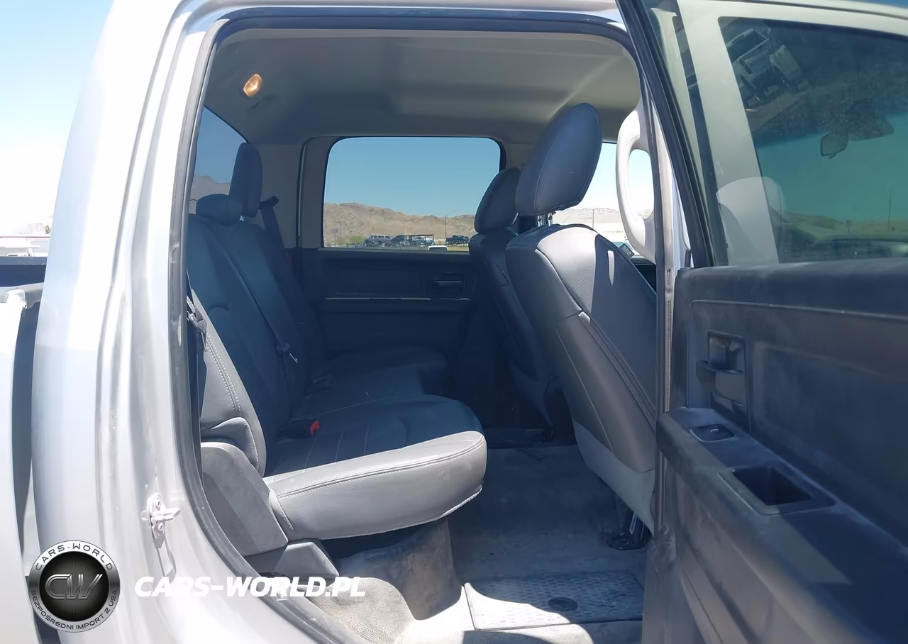 2018 Ram 2500 Tradesman 4X4 6'4 Box VIN:3C6TR5CJ8JG295258 - 8