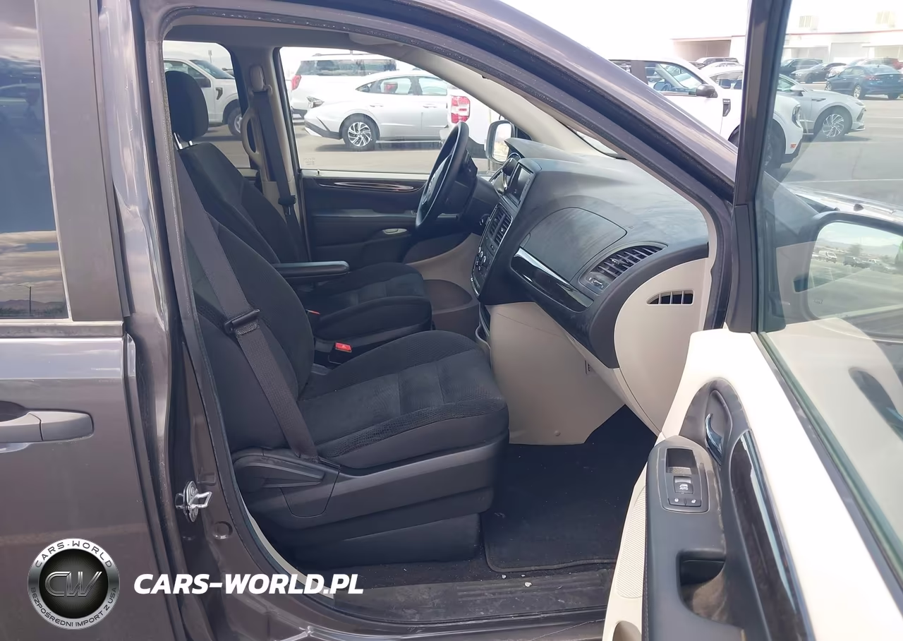 2019 Dodge Grand Caravan Se VIN:2C4RDGBG2KR671175 - 5